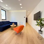 Apartment Arborea, Luxury With Private Yard *