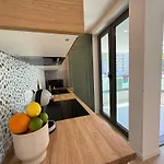 Arborea, Luxury With Private Yard Apartment *