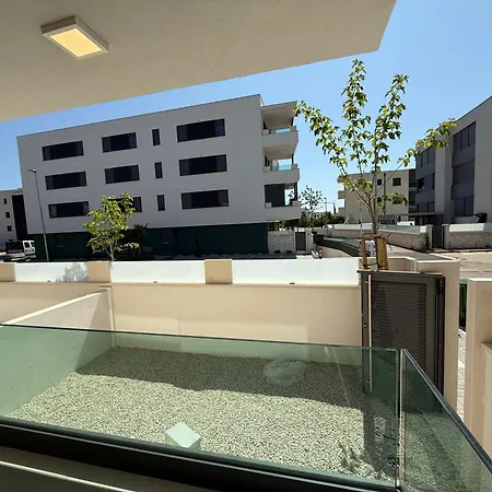 Arborea, Luxury With Private Yard Apartman Zadar